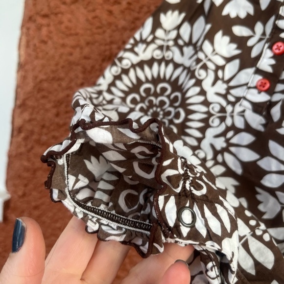 Carter's Brown Floral Baby Girl Sleeveless Summer Romper Size 12 Months Natural - Picture 3 of 4